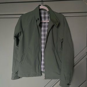 Still in packaging Uniqlo jacket XS Great coat! Compliments every time I wear it